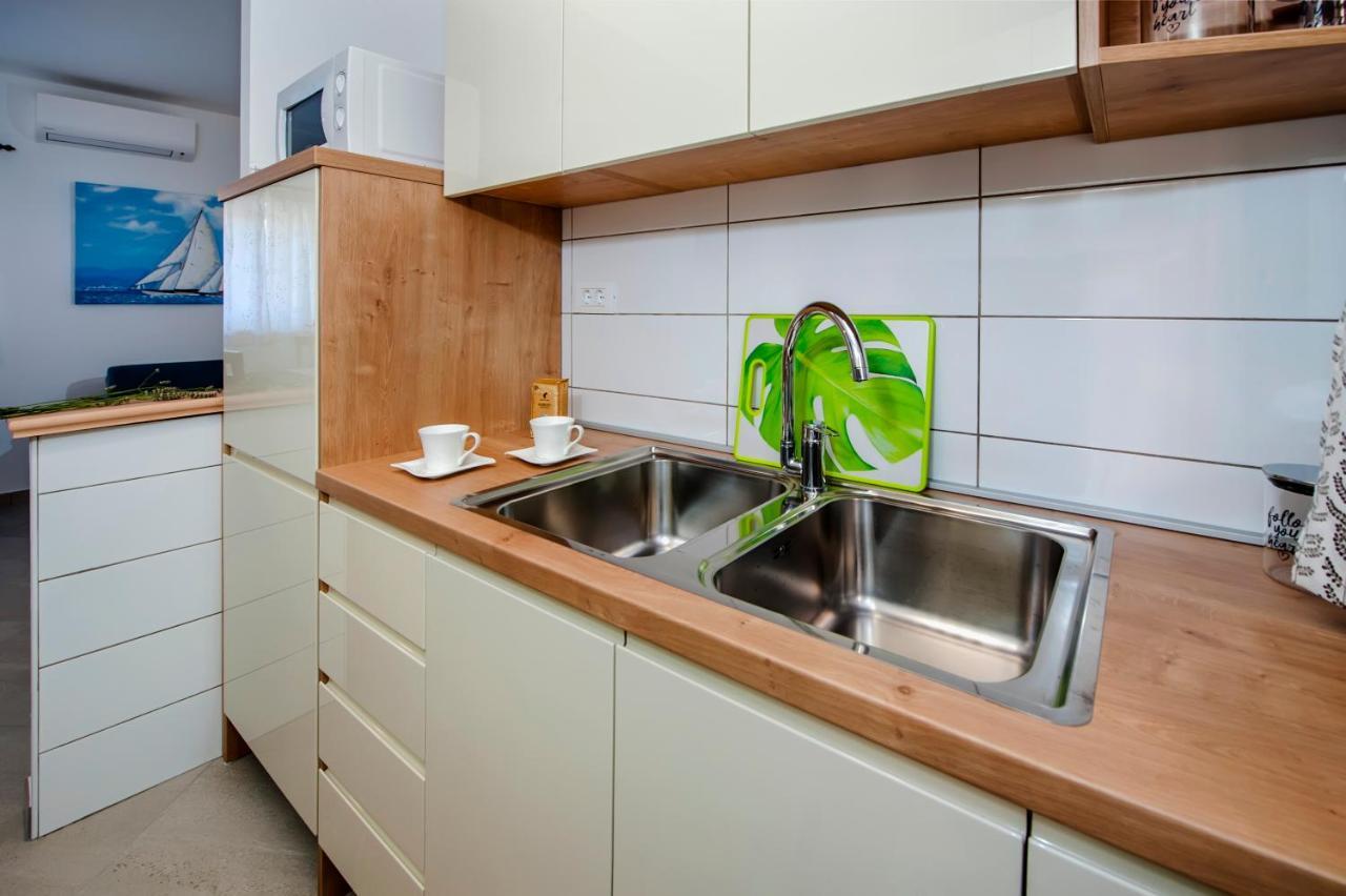 PARADISE Beach Apartments Rovinj Exterior foto